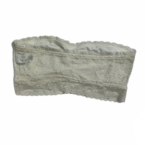 Vanity Essentials Medium Ivory Lace Bandeau Bra - Picture 2 of 4